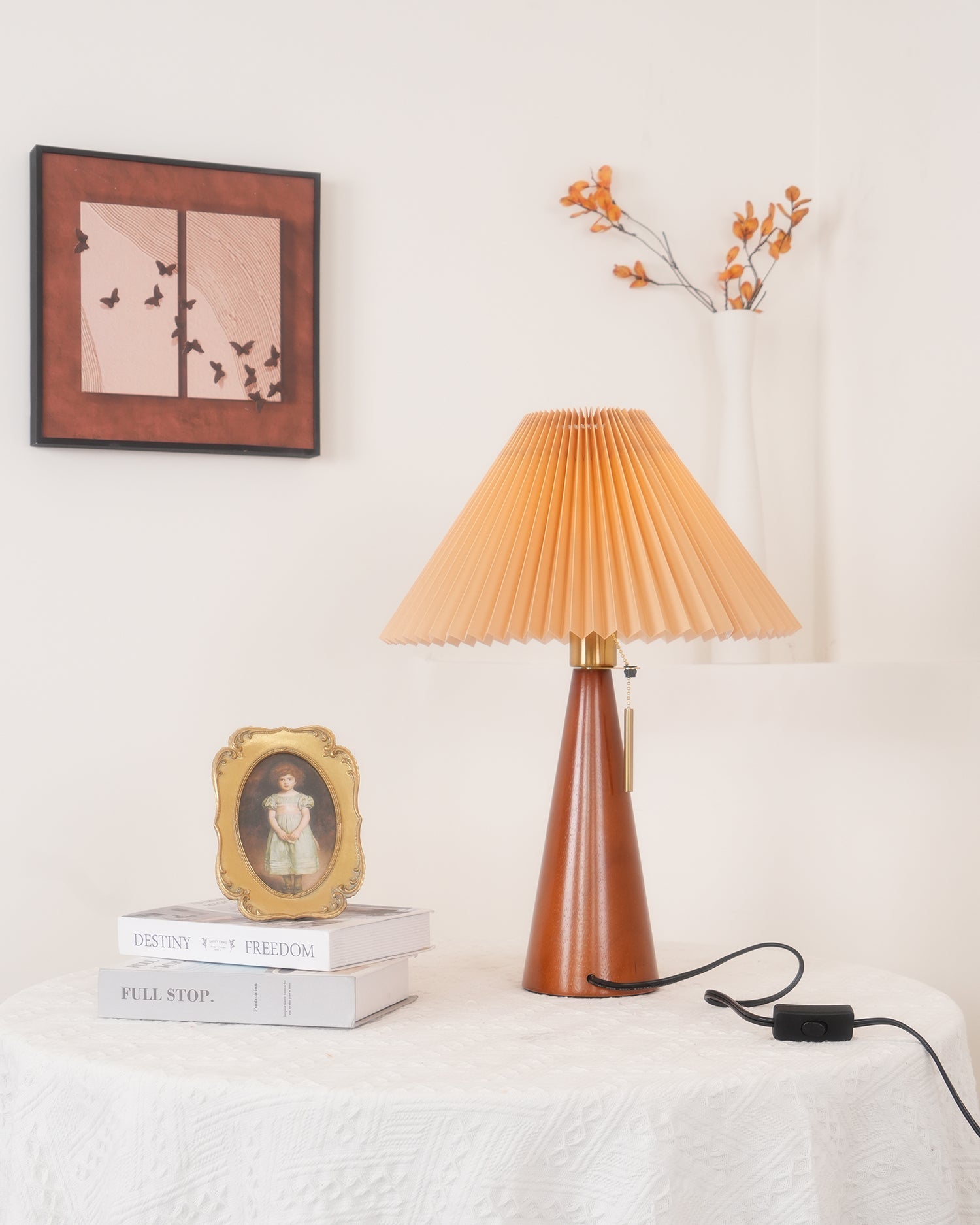 Mosrugs | AntiqueRadiance – Elegant Wood and Metal Table Lamp