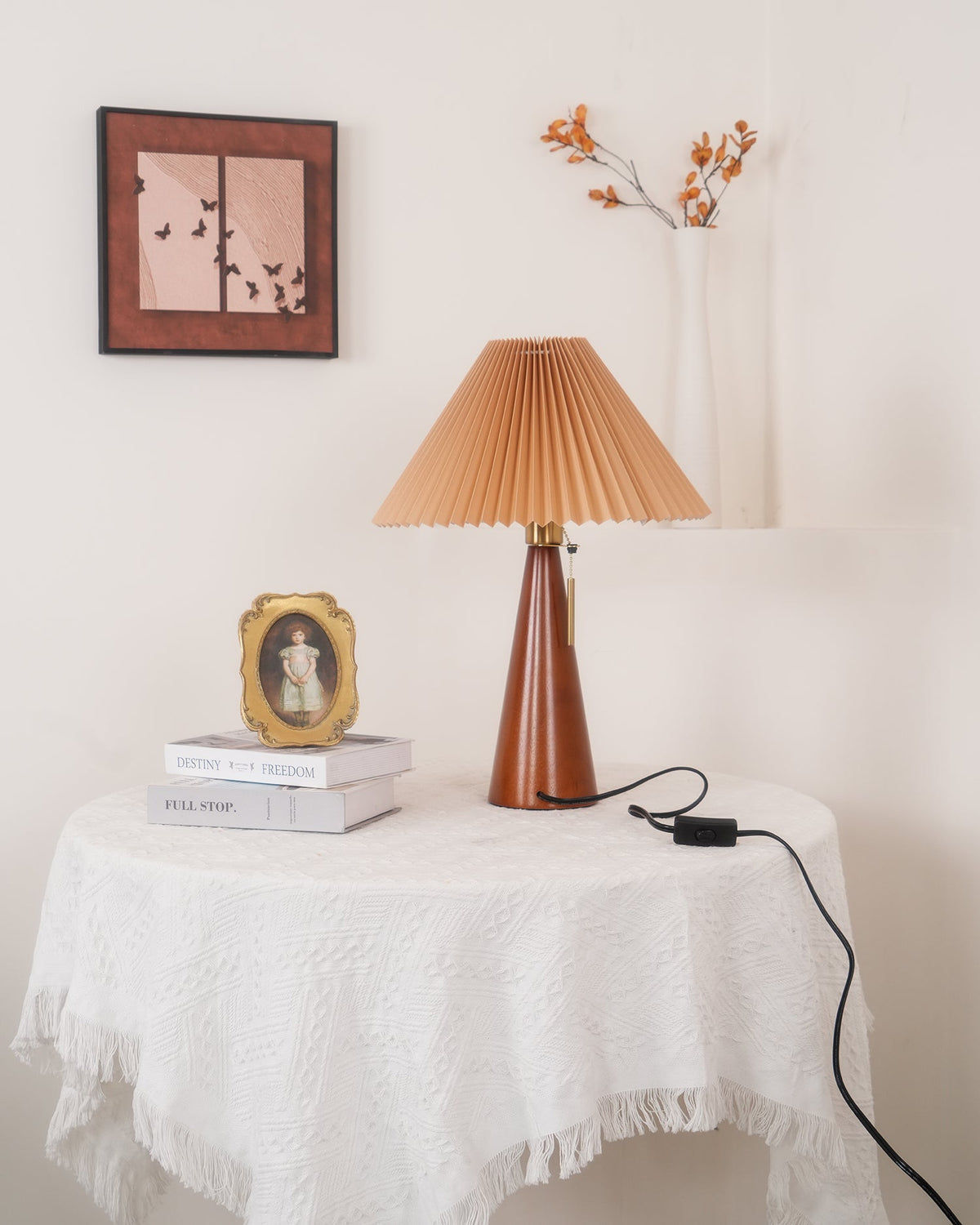 Mosrugs | AntiqueRadiance – Elegant Wood and Metal Table Lamp