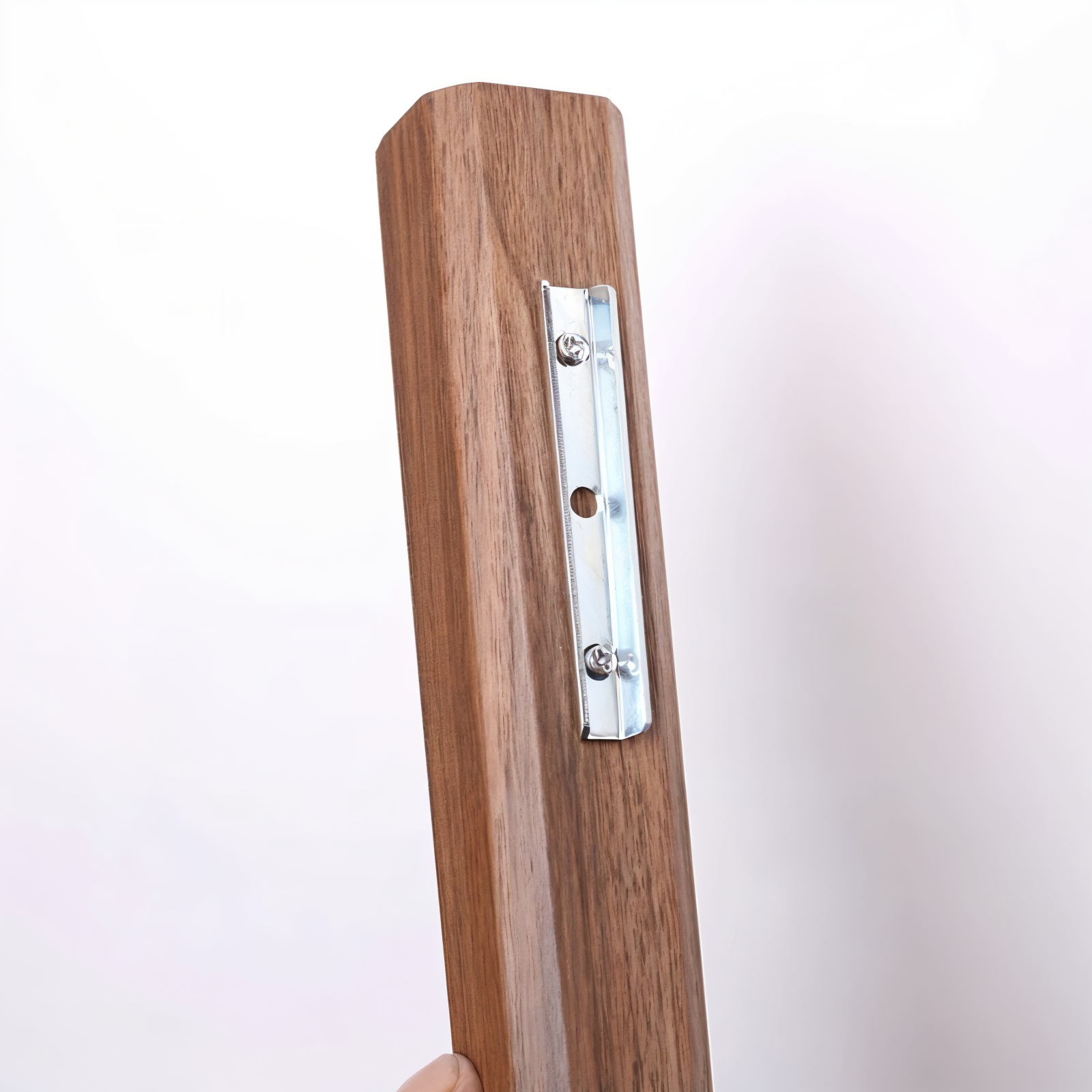 Mosrugs | FreshFloret Wall-Mounted Wooden Vase – Solid Beech & Walnut Flower Display
