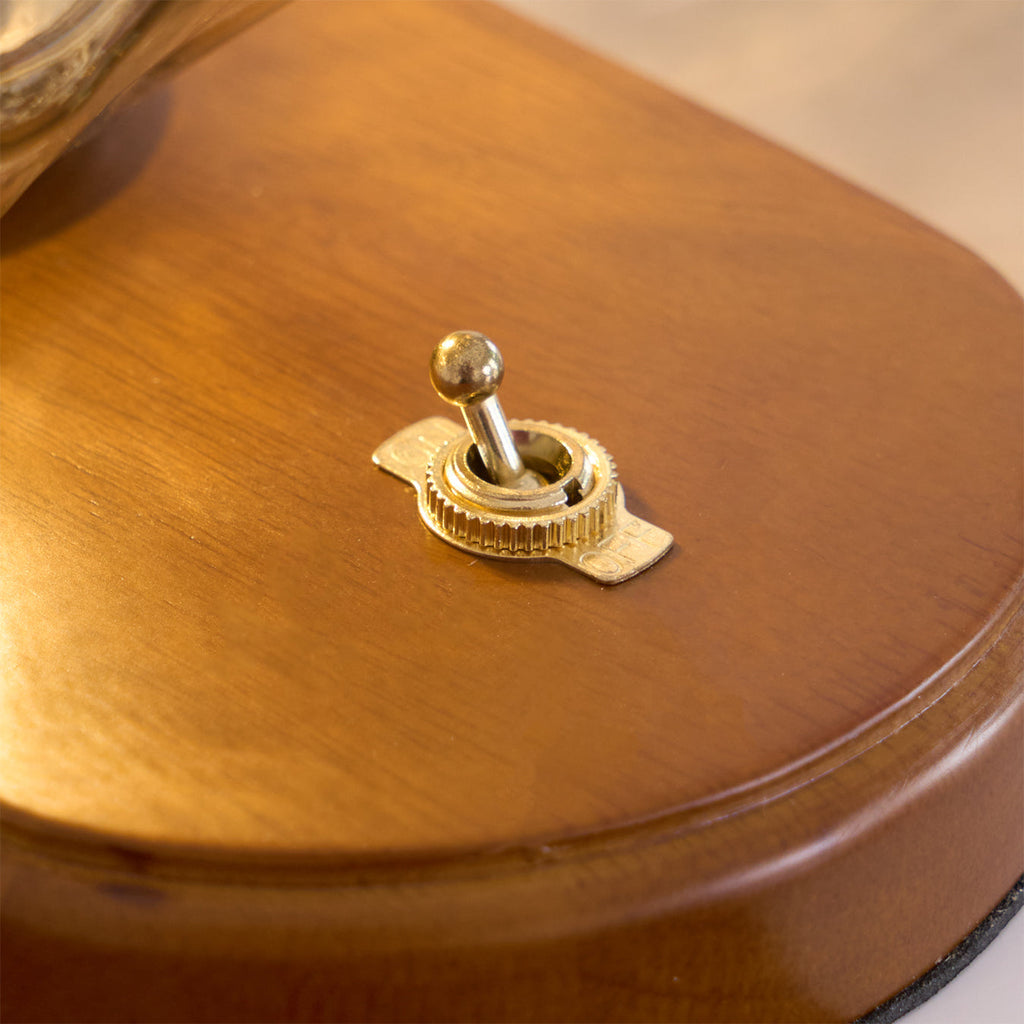 Mosrugs | RusticLume – Amber Glass and Wooden Table Lamp