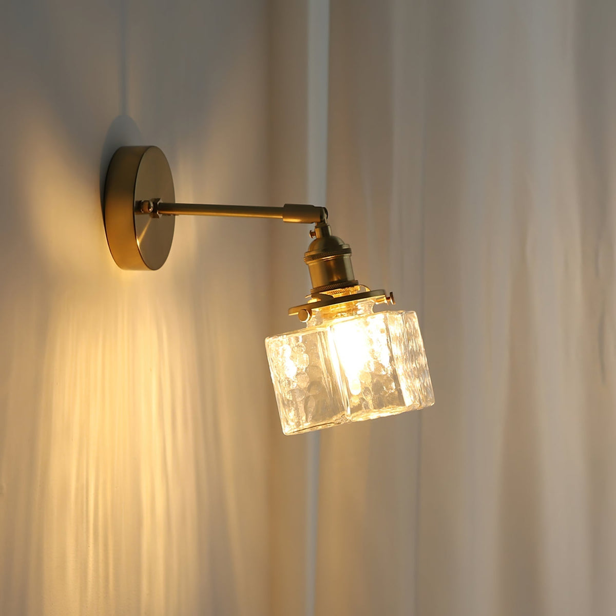 Mosrugs | RegalGlow – Royal-Inspired Wall Lamp for Refined Spaces