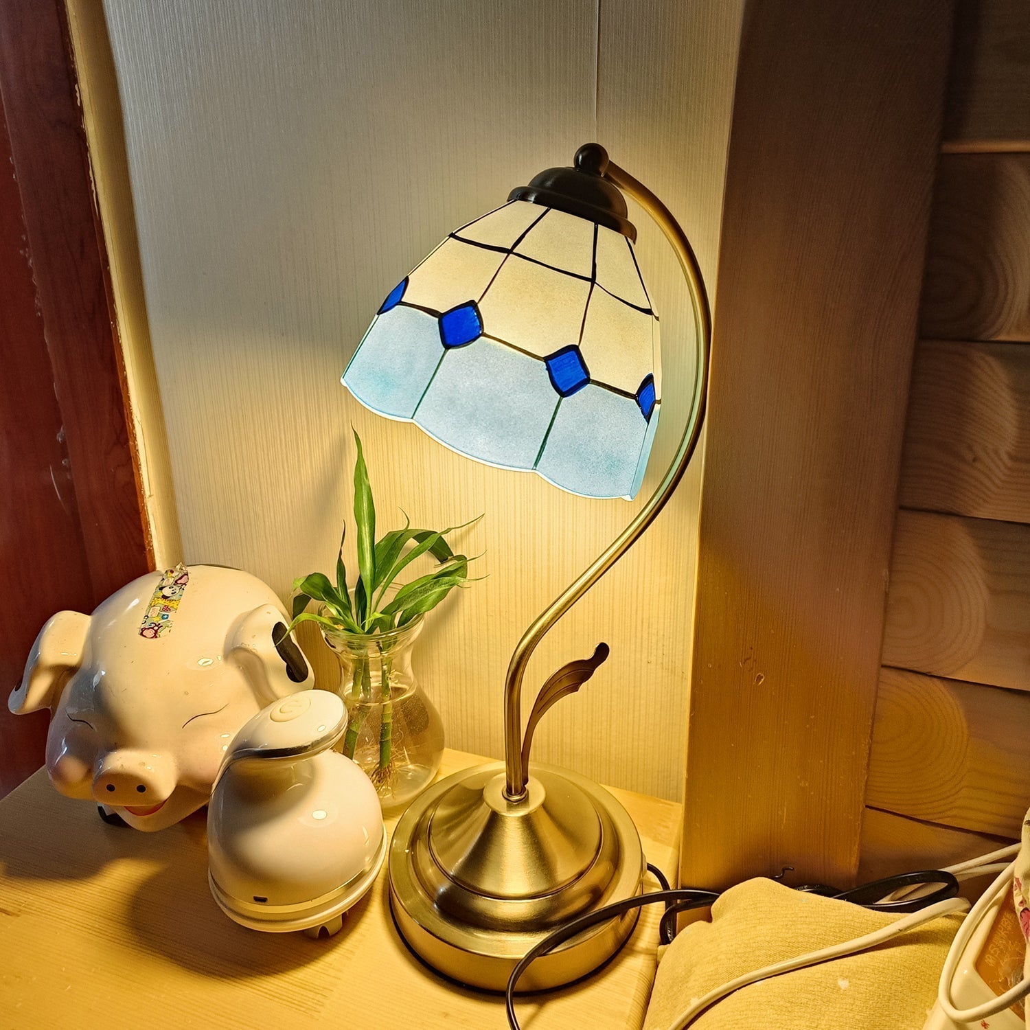 Mosrugs | LuxePetal – White and Blue Glass Floral Table Lamp in Gold