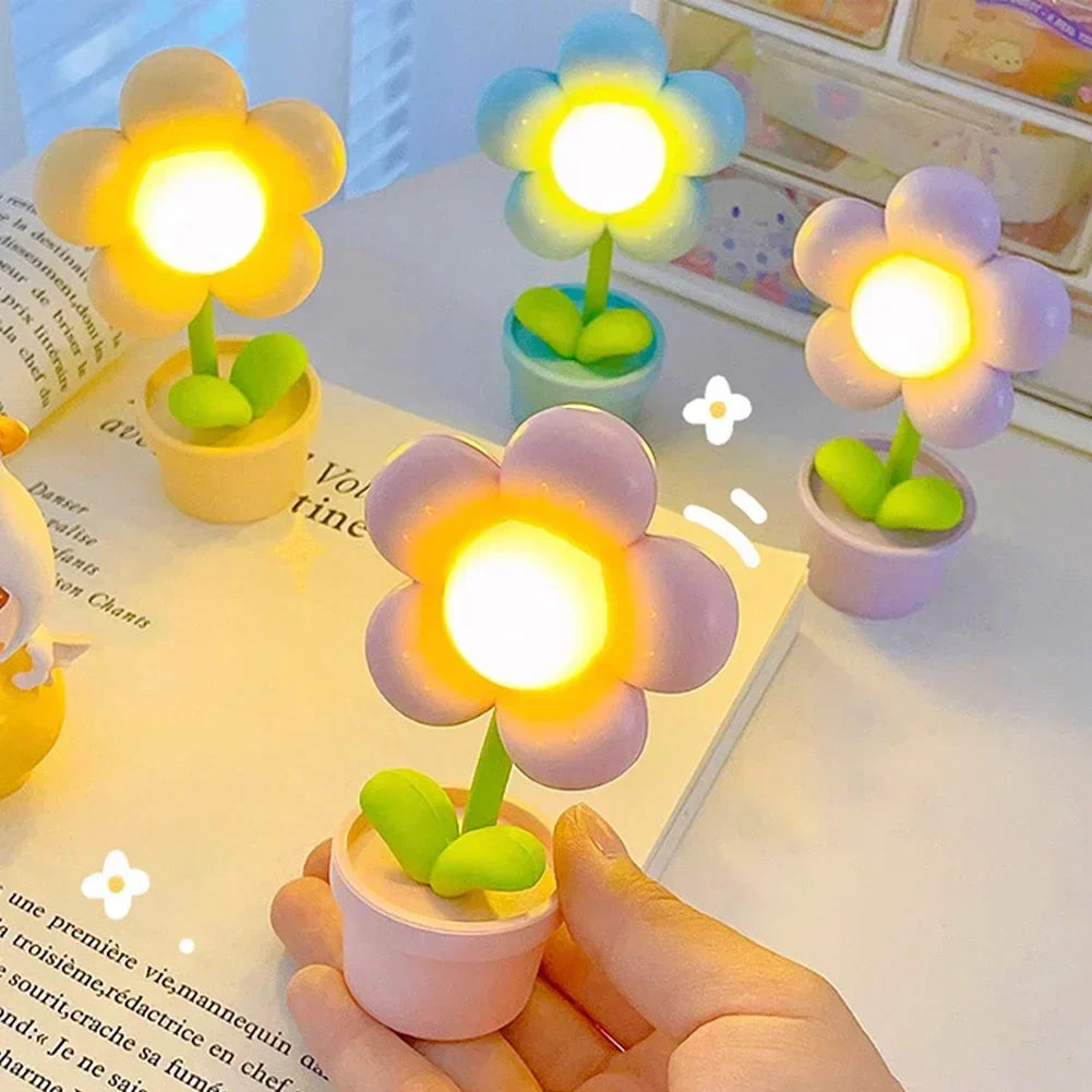Mosrugs | BloomAura – Elegant Petite Flower Table Lamp for Soft Lighting