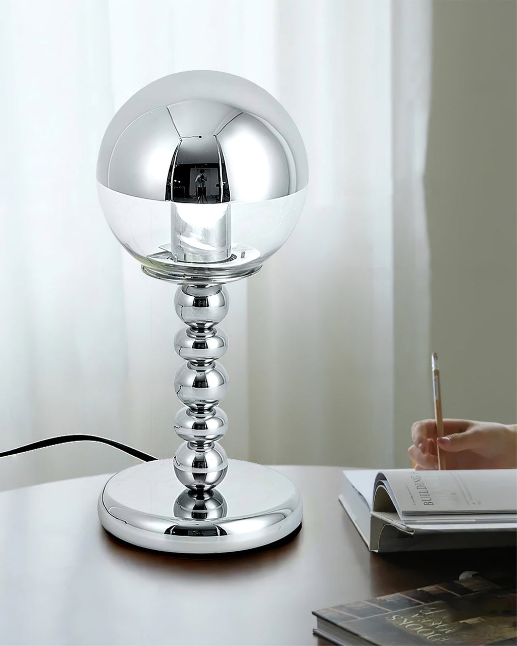 Mosrugs | MirrorGlow – Minimalist Chrome Table Lamp