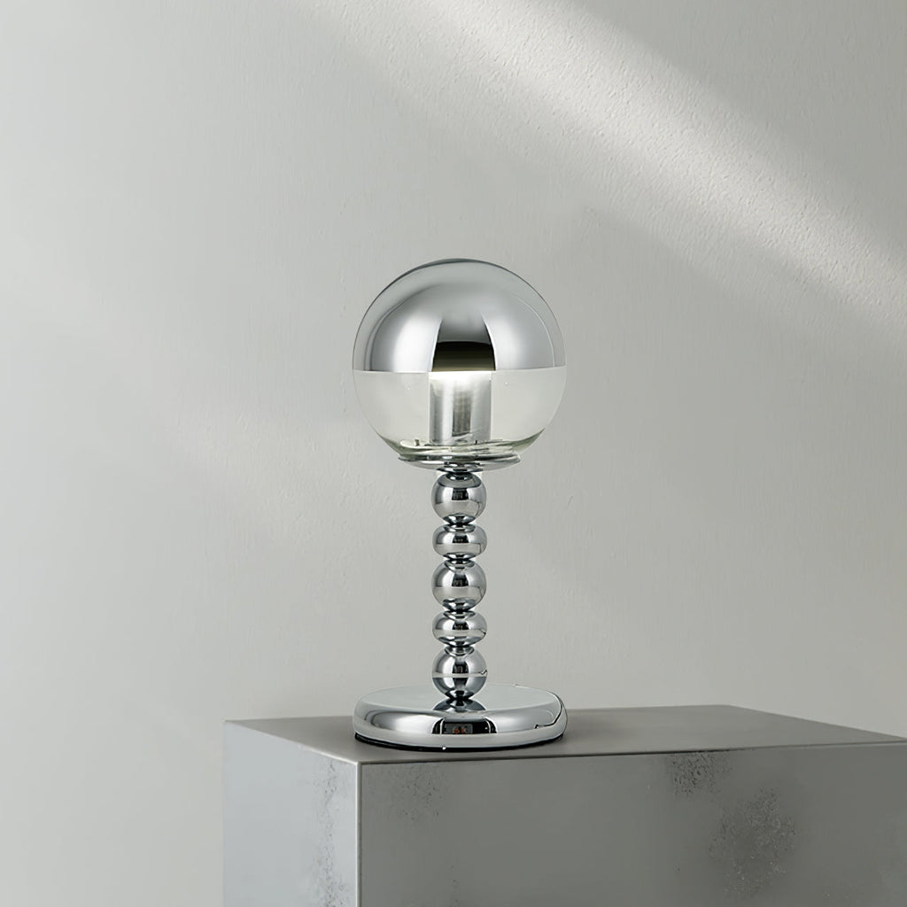 Mosrugs | MirrorGlow – Minimalist Chrome Table Lamp