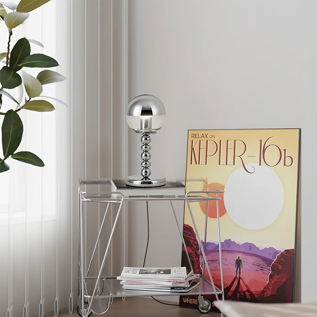 Mosrugs | MirrorGlow – Minimalist Chrome Table Lamp