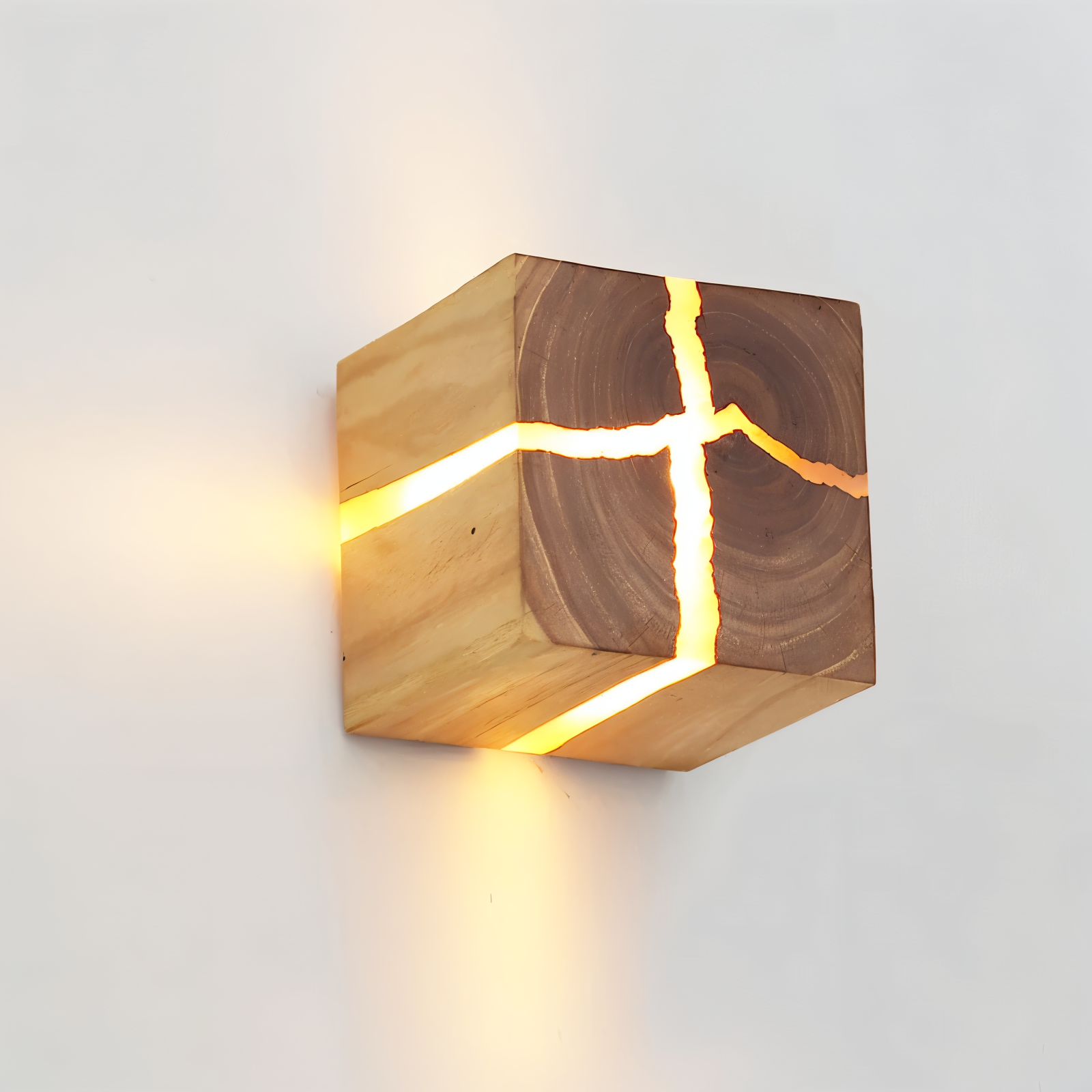 Mosrugs | QuadCrackle Wooden Wall Light – Handcrafted LED Wall Lamp with Artistic Crackle Design
