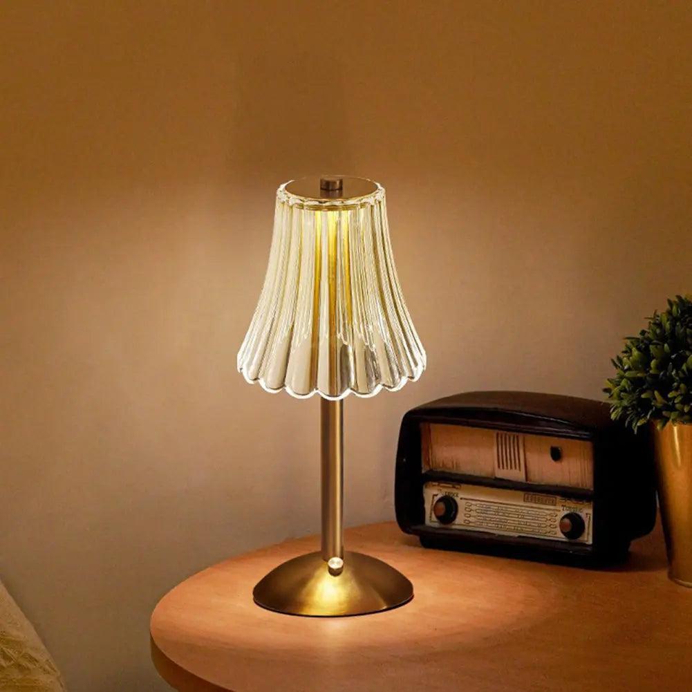 Mosrugs | CrystalLuxe - Vintage Table Lamp with Elegant Shine