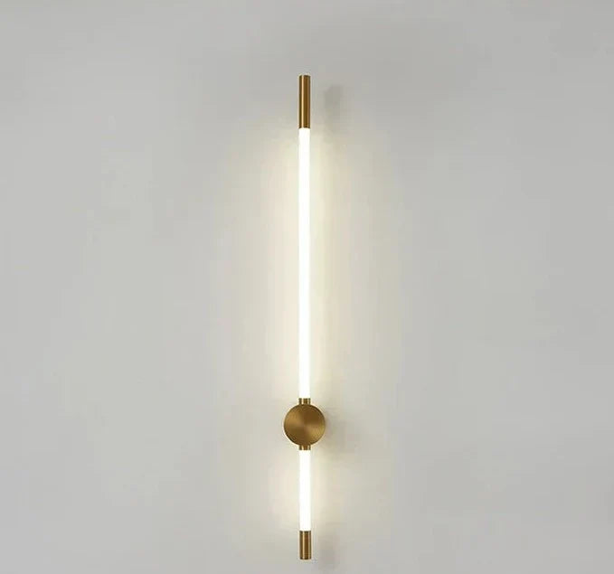 Mosrugs | AstraBeam – Vertical LED Wall Lamp for Modern Interiors