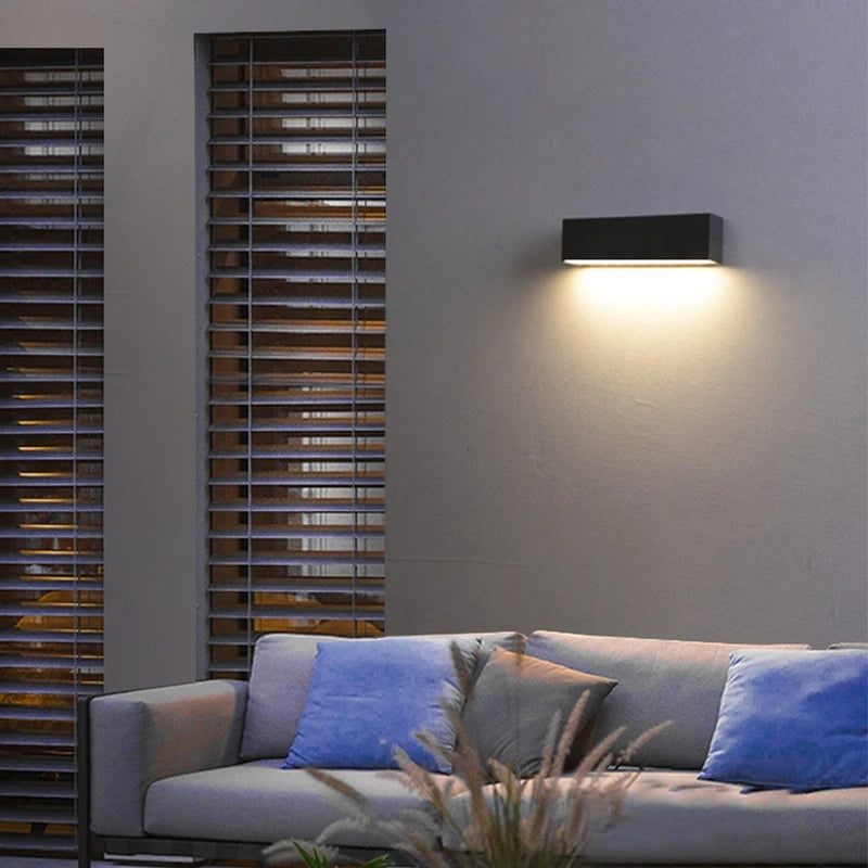Mosrugs | GardenLux – Elegant Wall Lamp for Garden with Luxurious Glow