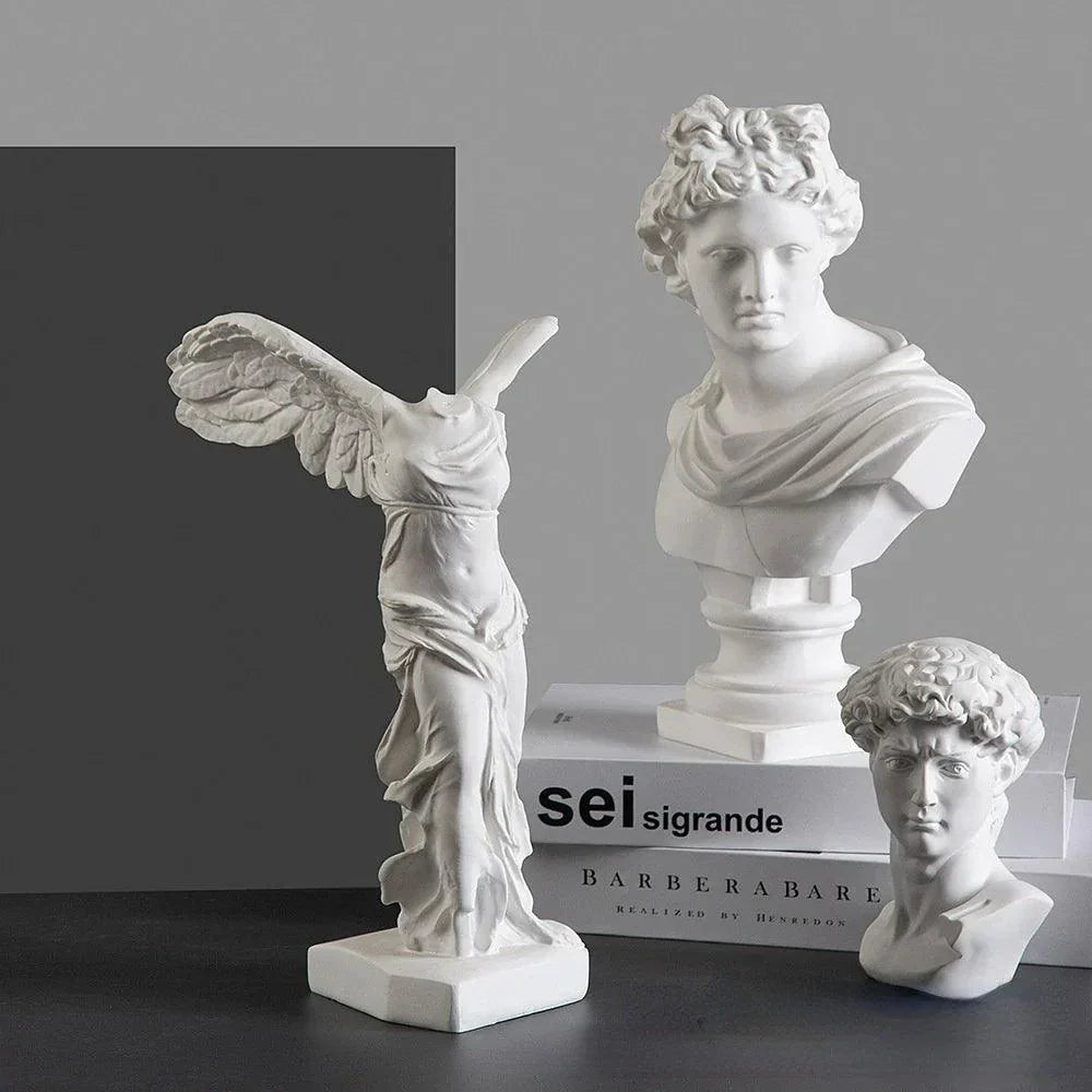 Mosrugs | WingGlide - Artistic Floating Ornament
