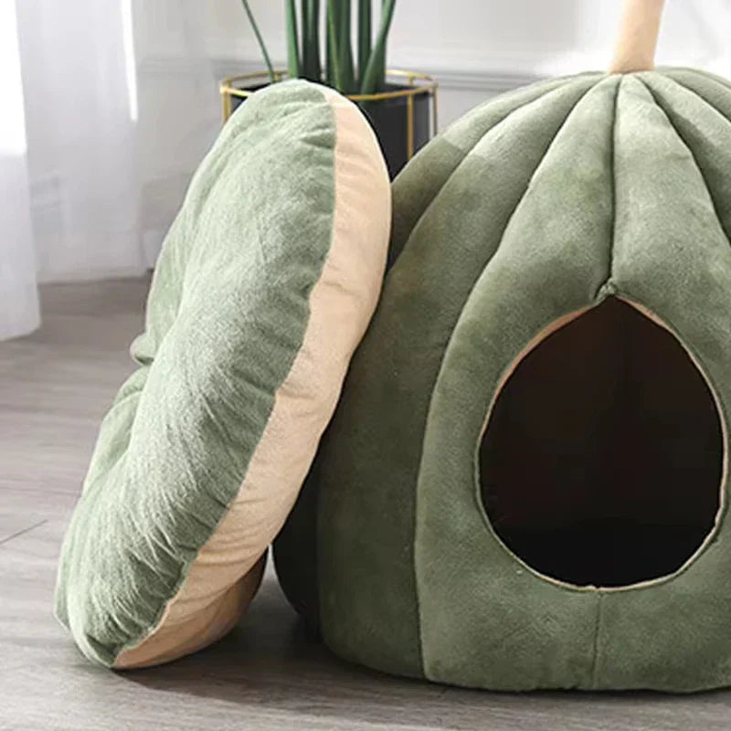 Mosrugs | CozyNest Pumpkin Cat Bed – Warm, Washable & Comfortable Cat Hideaway