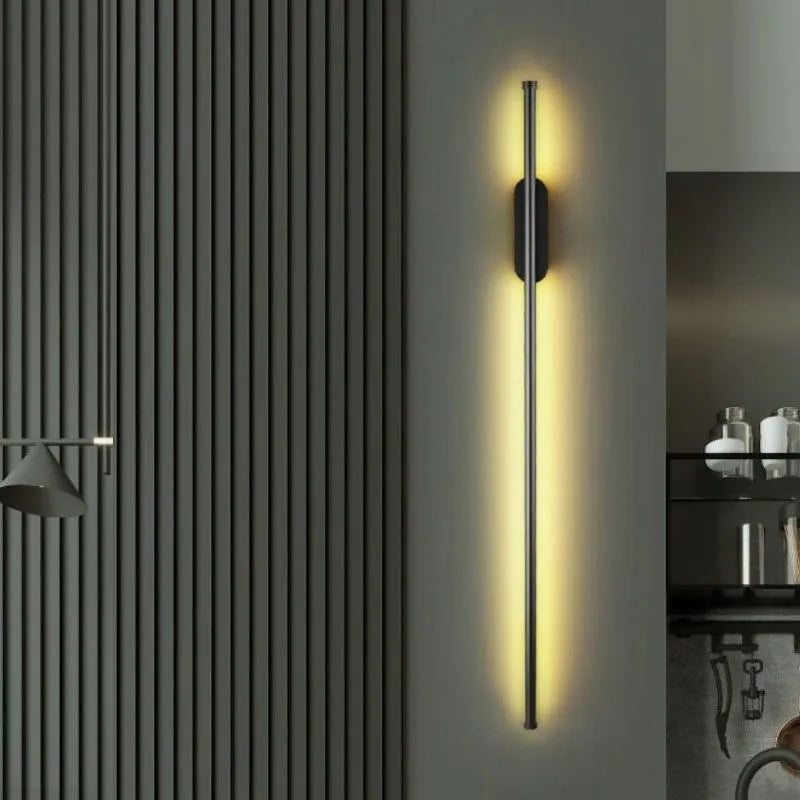 Mosrugs | SofaLume – Modern Wall Lamp in Black and Gold for Stylish Living