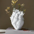 Mosrugs | LoveAura - Ceramic Heart-Shaped Vase