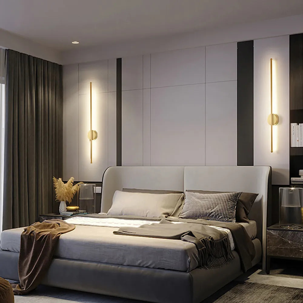 Mosrugs | SofaLume – Modern Wall Lamp in Black and Gold for Stylish Living