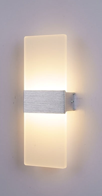 Mosrugs | SoftBeam – Streamlined Wall Lamp Perfect for Bedrooms