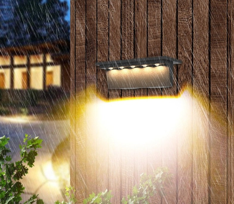 Mosrugs | SmartGlow – Weather-Resistant Outdoor Light