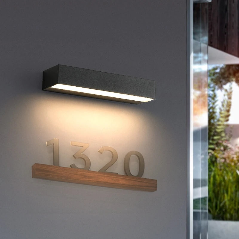 Mosrugs | GardenLux – Elegant Wall Lamp for Garden with Luxurious Glow