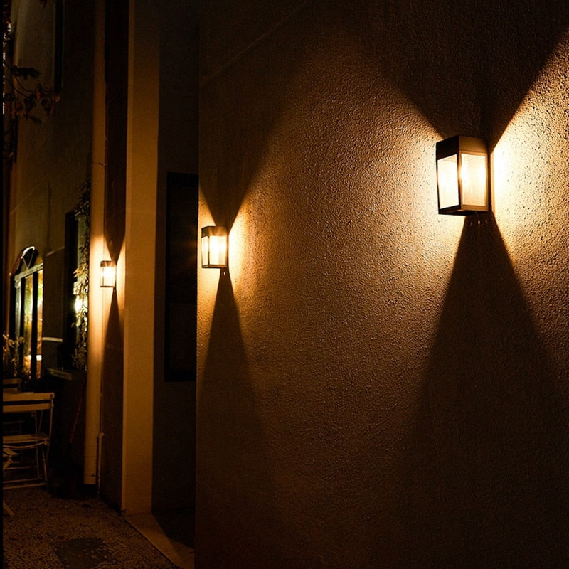 Mosrugs | GlowHaven – Wall Lamp for Garden Fences with Inviting Light