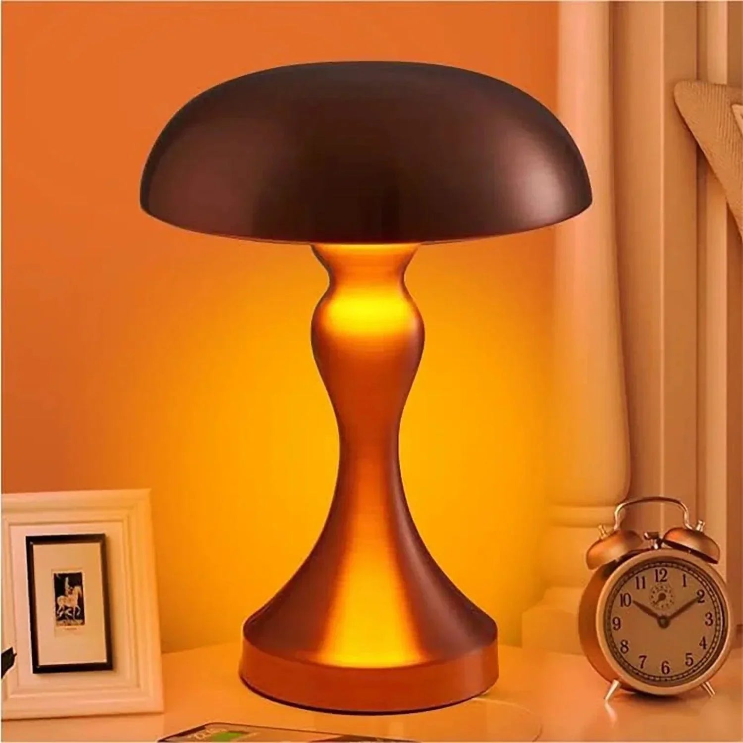 Mosrugs | ShineAura - Sophisticated Metal Table Light