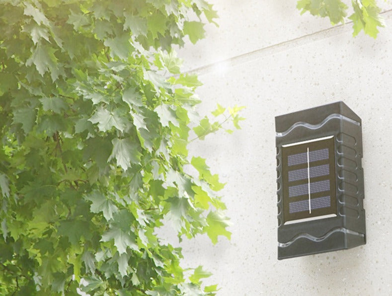 Mosrugs | SolarMajesty - Elegant Outdoor Solar Lamp