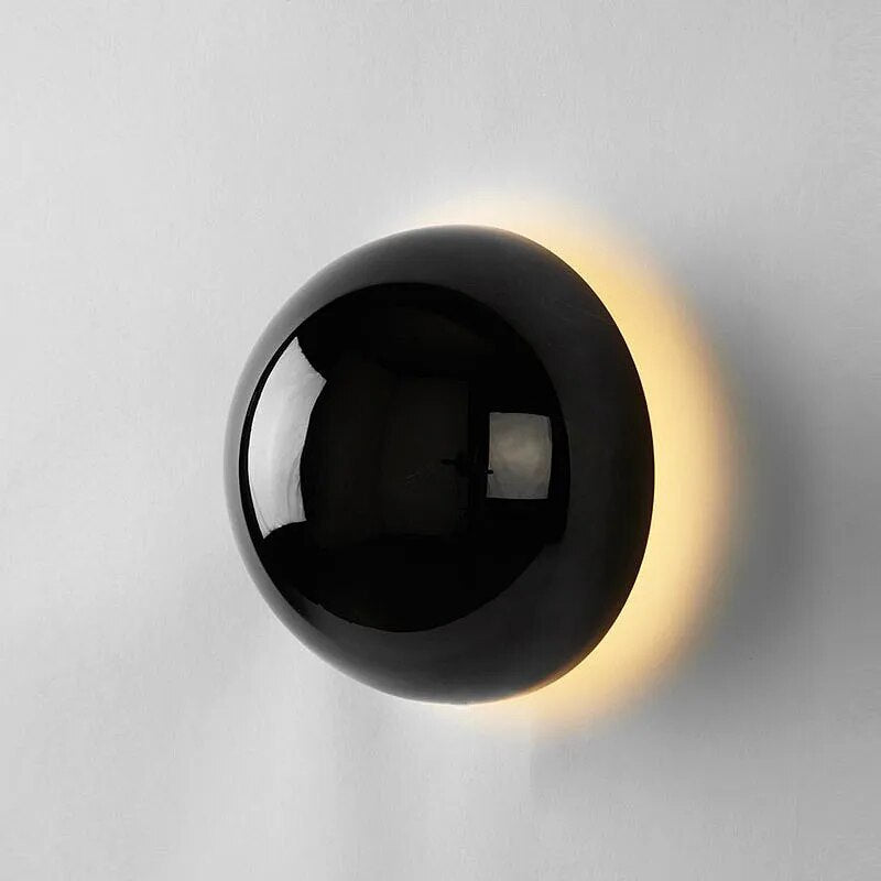 Mosrugs | AuroraLume – Nordic Wall Lamp in Aluminium and Acrylic