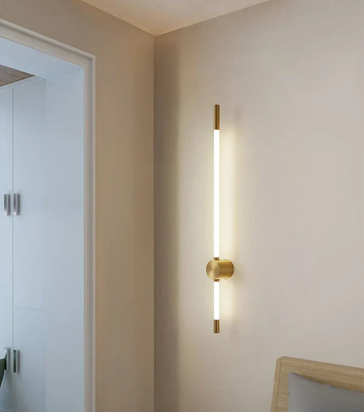Mosrugs | AstraBeam – Vertical LED Wall Lamp for Modern Interiors