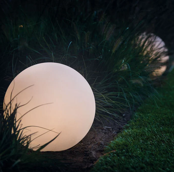 Mosrugs | Round Garden Lamp