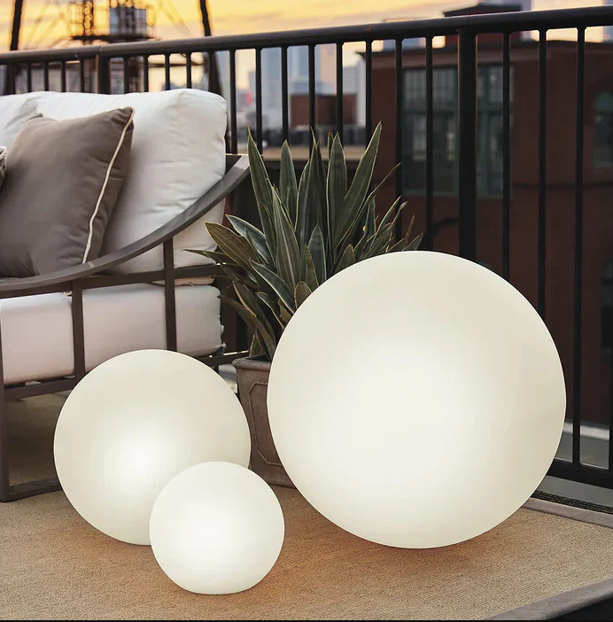 Mosrugs | Round Garden Lamp