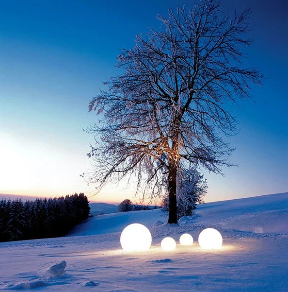 Mosrugs | Round Garden Lamp