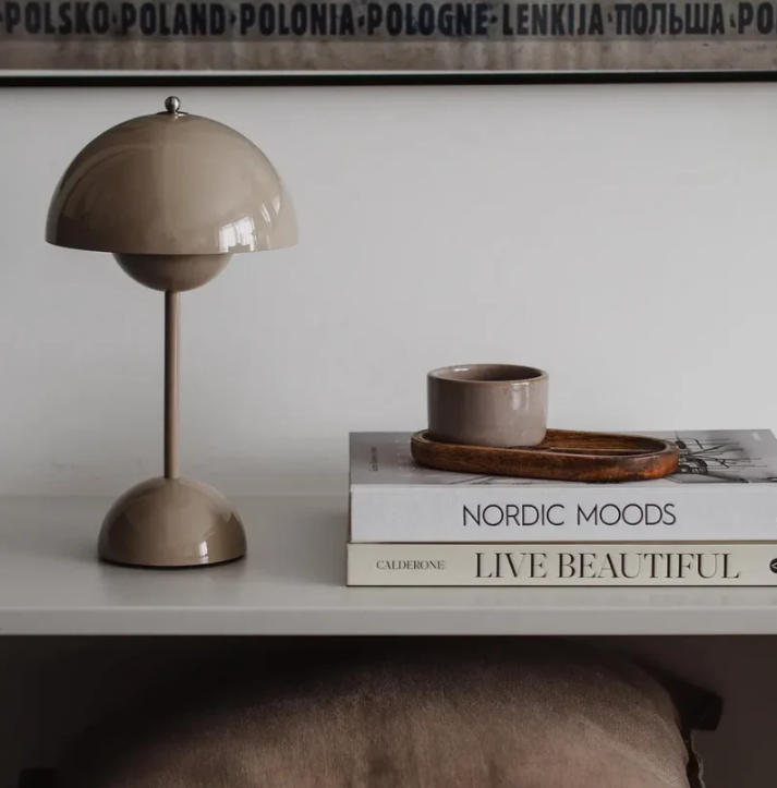 Mosrugs | Contemporary Touch Table Lamp
