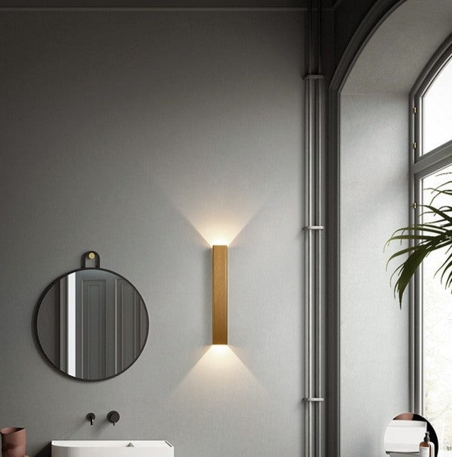 Mosrugs | BeamLuxe – Sleek Outdoor Lamp for Contemporary Spaces