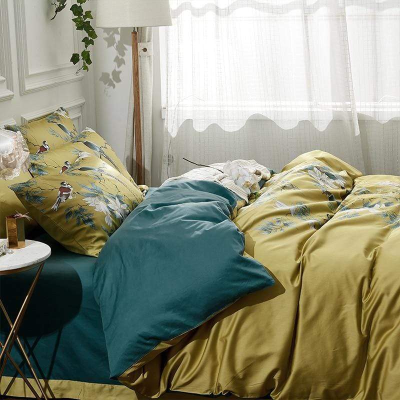 Mosrugs | TranquilGold – Soft Egyptian Cotton Pillowcase Set for Relaxing Sleep