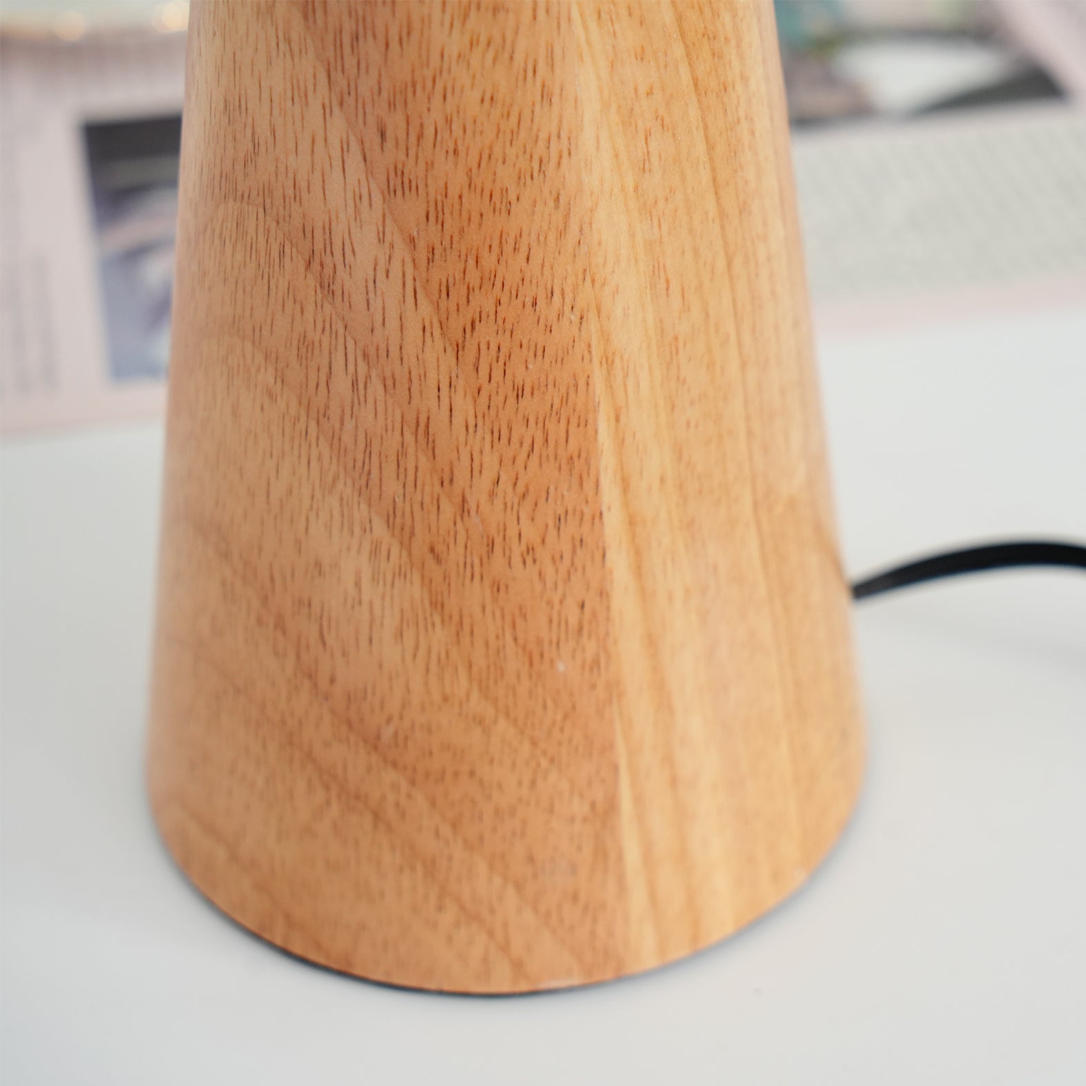 Mosrugs | AntiqueRadiance – Elegant Wood and Metal Table Lamp