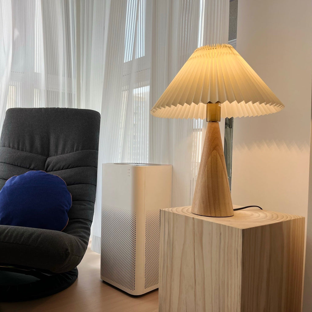 Mosrugs | AntiqueRadiance – Elegant Wood and Metal Table Lamp