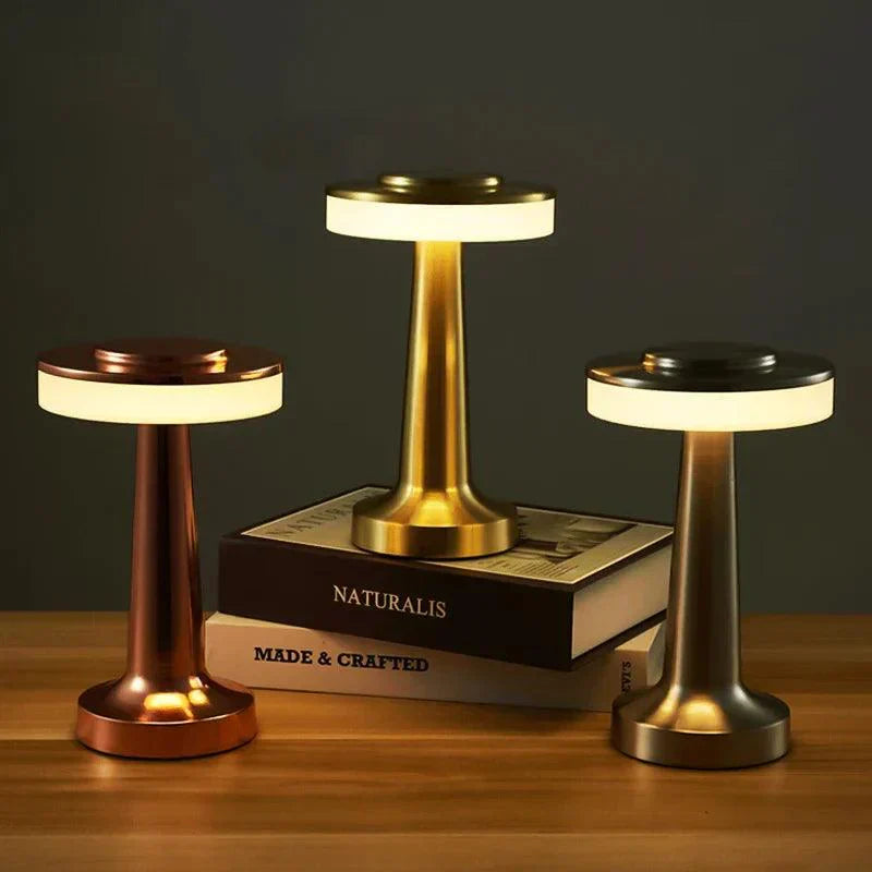 Mosrugs | AuraMetal - Nordic-Inspired Table Lamp