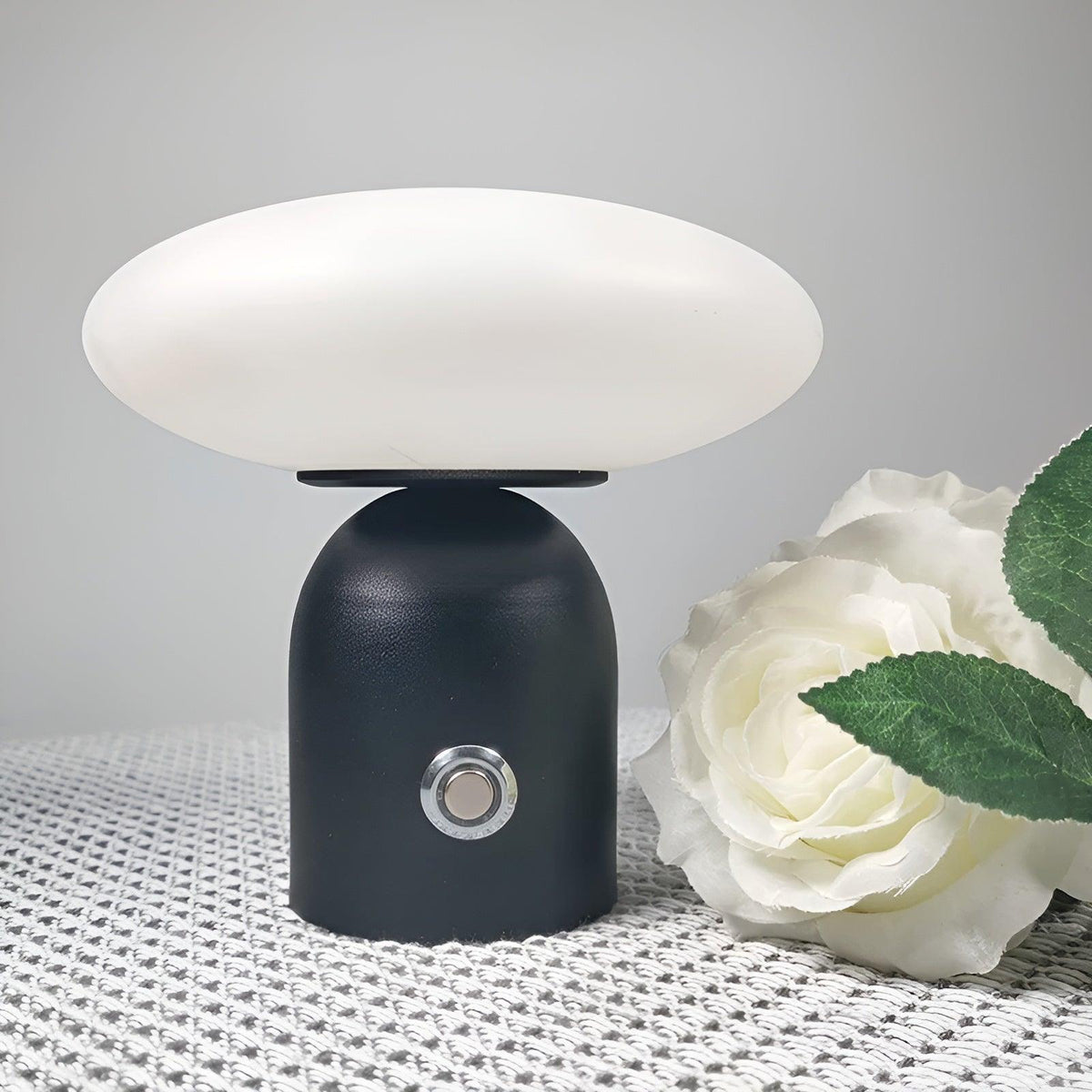 Mosrugs | NordicShroom - Mari Mushroom Table Lamp