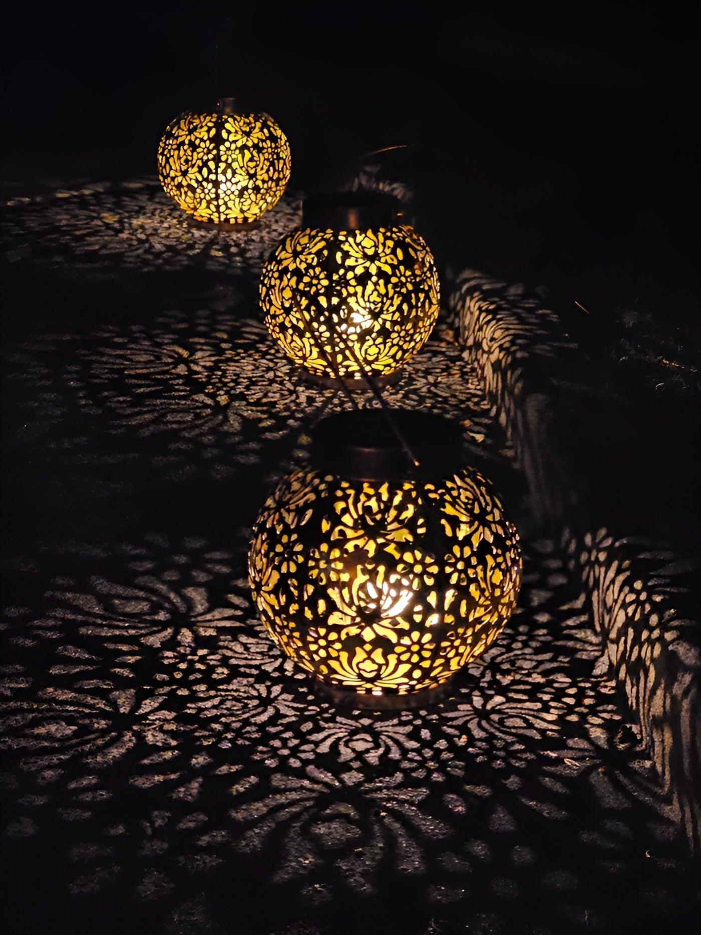 Mosrugs | AquaGlow – Waterproof Solar LED Garden Hanging Light