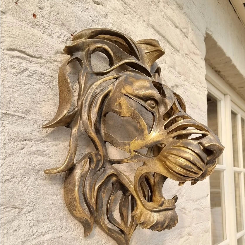 Mosrugs | LionHeart - Regal Wall Décor