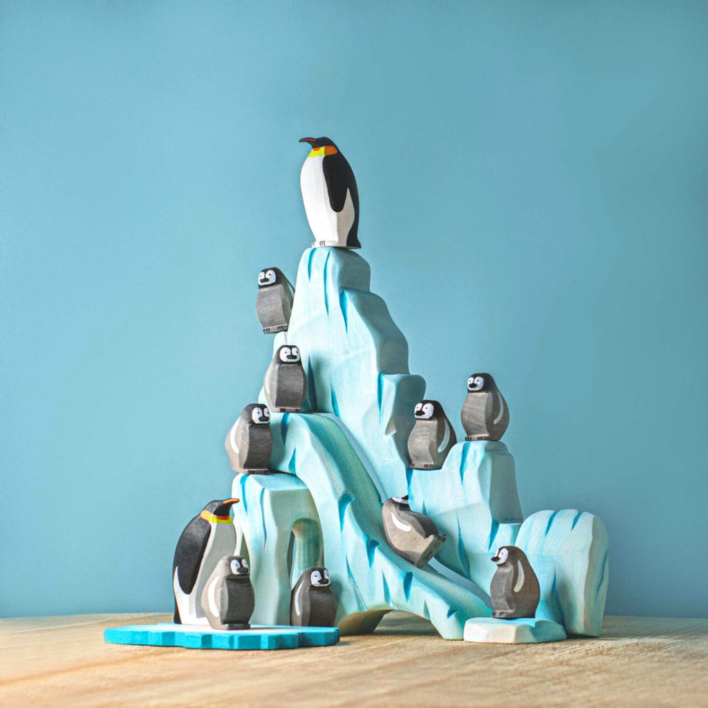 Wooden Bird - Emperor Penguin Chick