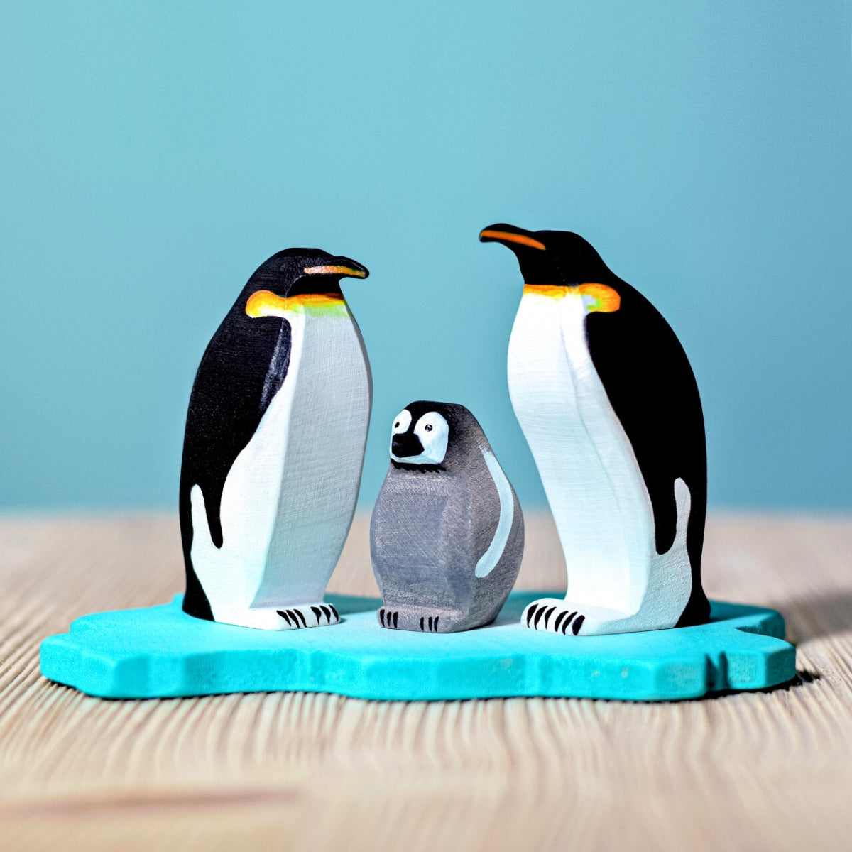 Wooden Bird - Emperor Penguin Chick
