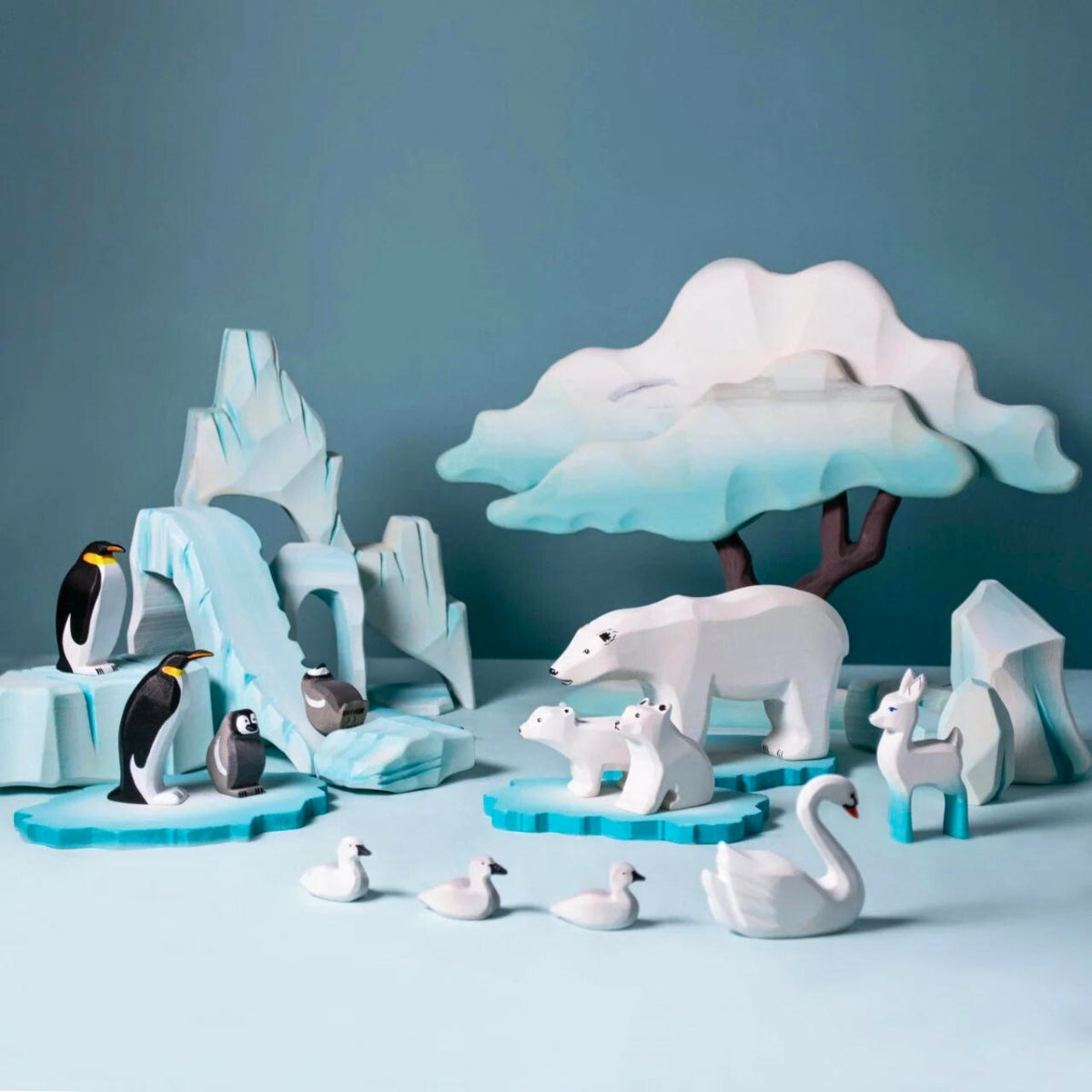 Wooden Bird - Emperor Penguin Chick
