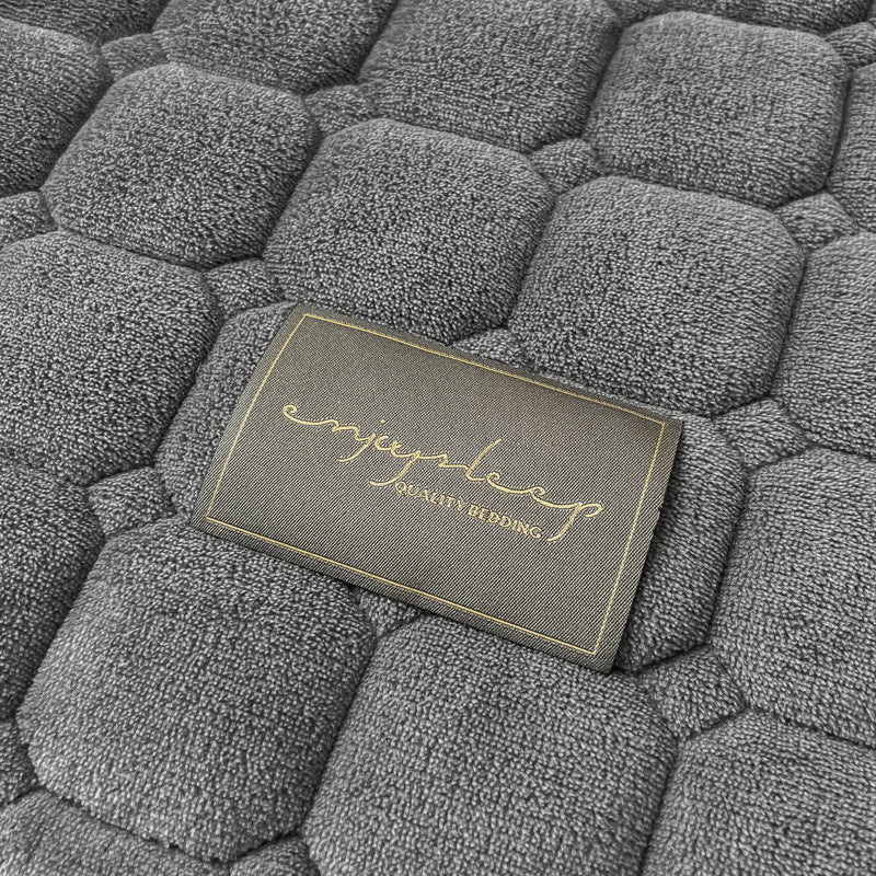Mosrugs | Modern Soft Throw Blanket with Square Texture – Stylish Fluffy Bed & Sofa Cover
