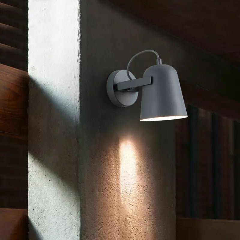 Mosrugs | CalmBeam - Sleek Bedroom Light