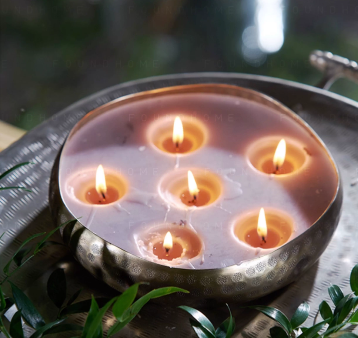 Mosrugs | LuxeLight XL Scented Candle – 17 Wicks of Enchanting Fragrance & Golden Elegance