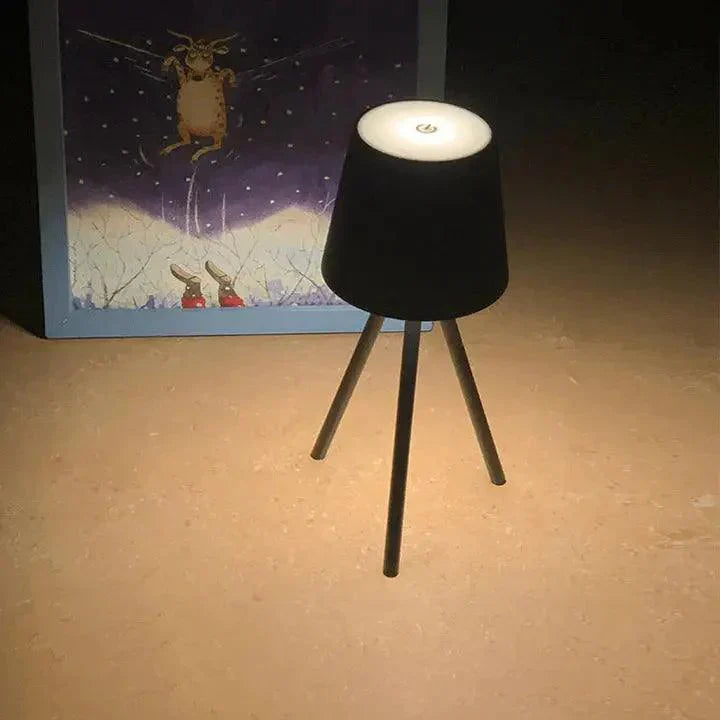 Mosrugs | LumaStand - Sleek Tripod Table Light