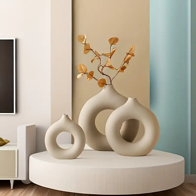 Mosrugs | TranquilGlass - Elegant Vase for a Serene Interior