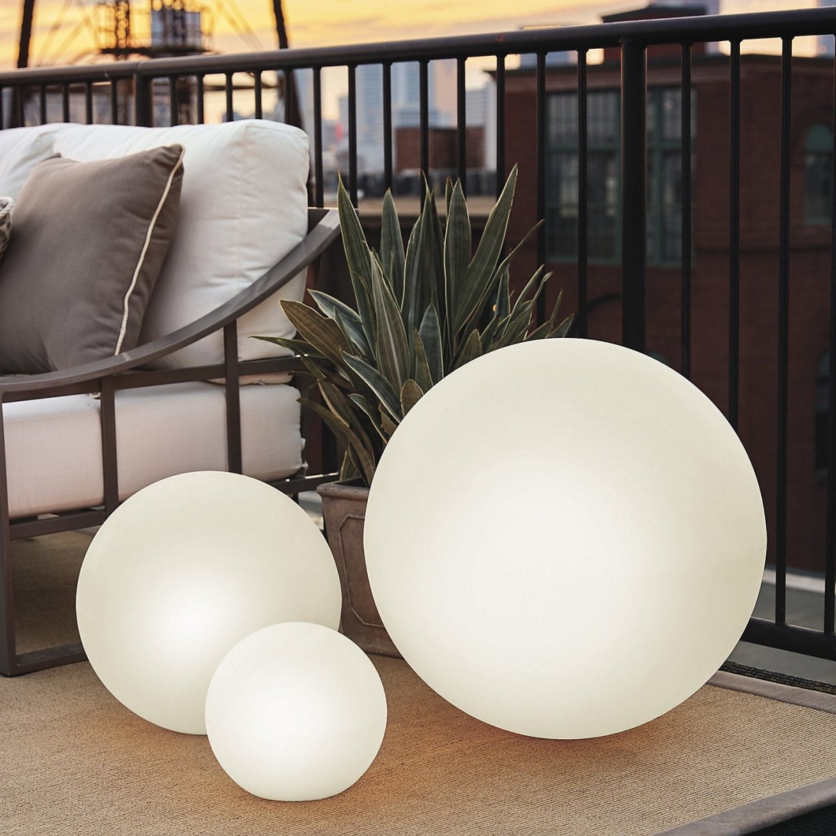 Mosrugs | LushLite - Garden Portable Lamp