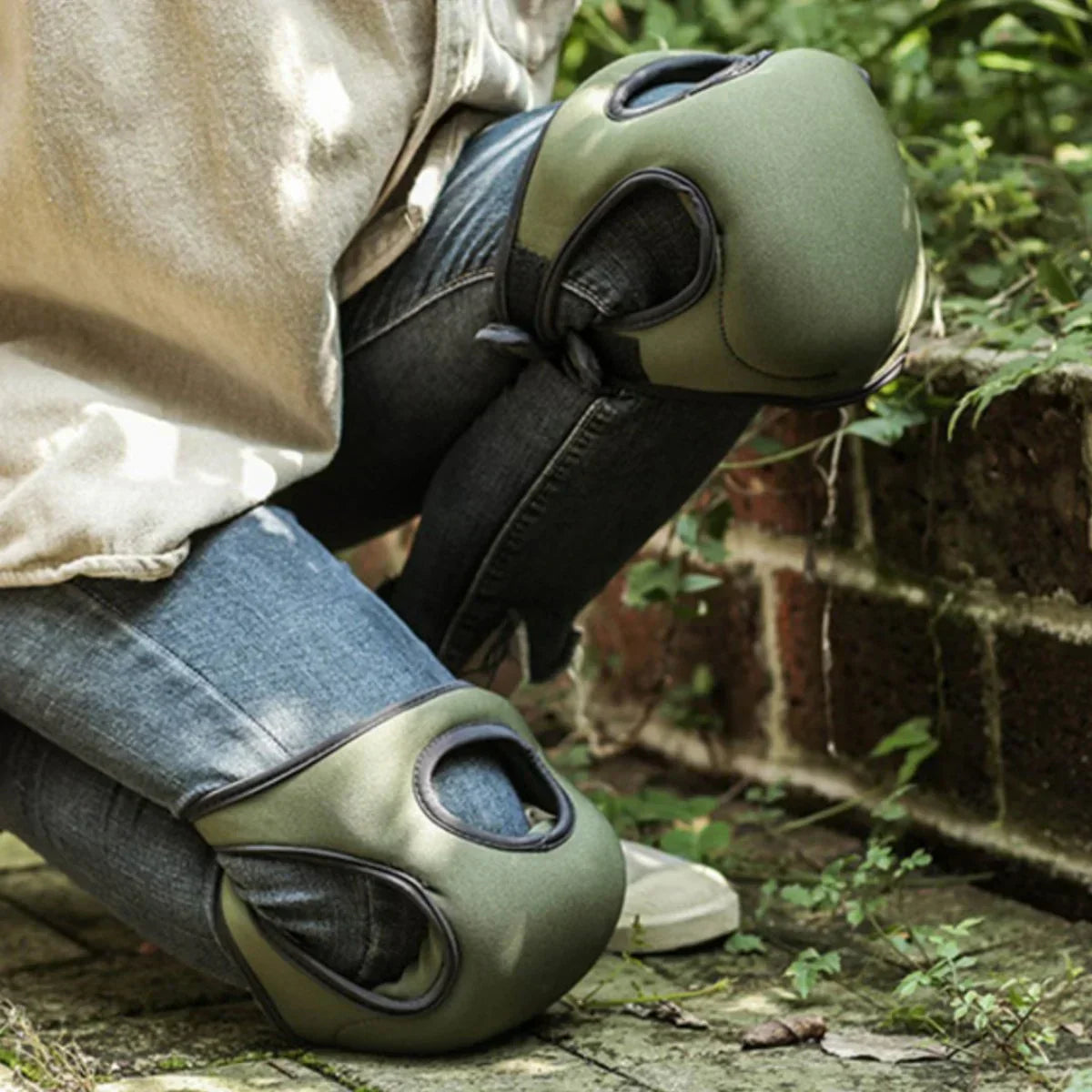 Mosrugs | Ergonomic Garden Knee Pads – Extra Cushioning for Maximum Comfort