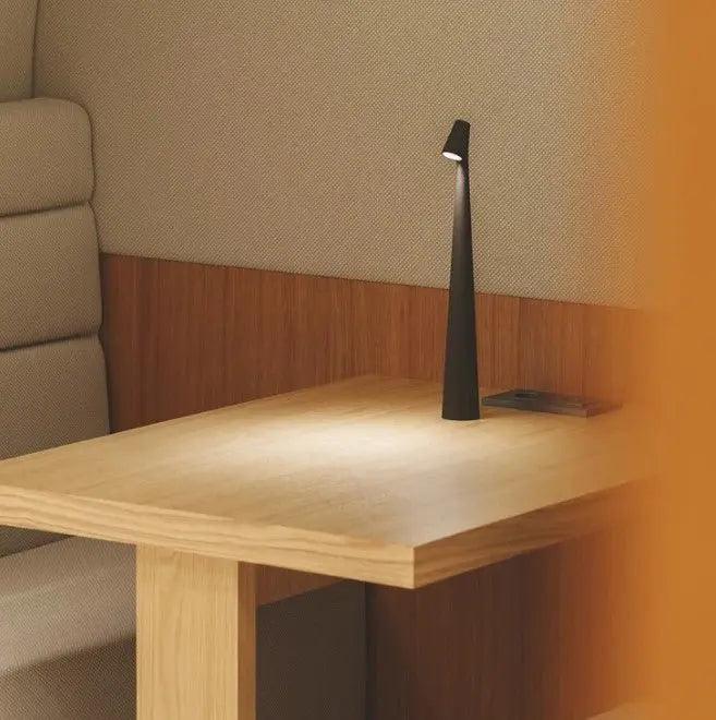 Mosrugs | LumeApol - Dorsø Light Table Lamp
